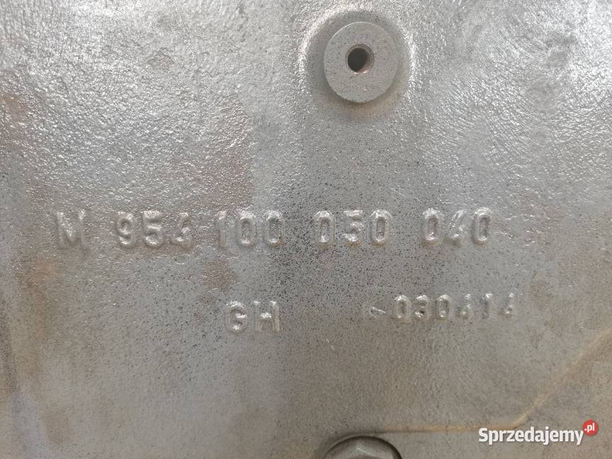 Fendt 900 Vario Obudowa skrzyni M 954 100 050 Wilkowo sprzedam