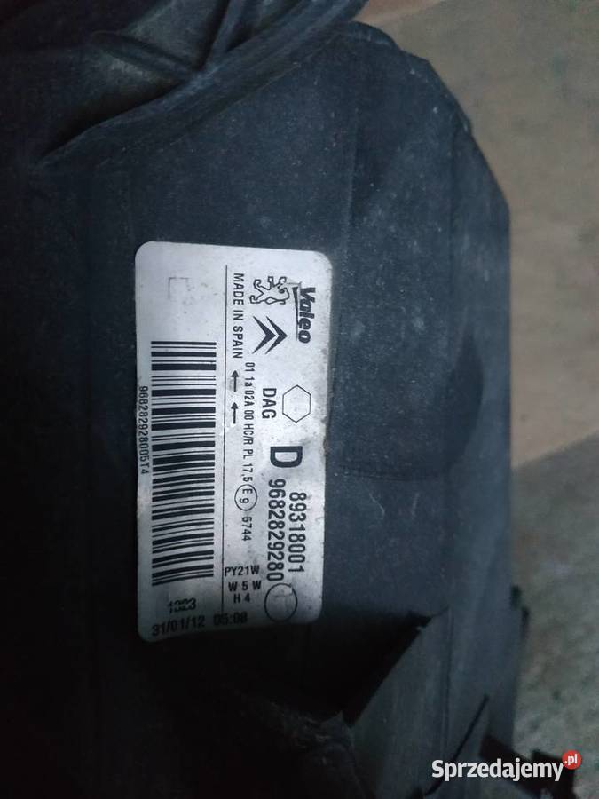Citroen C4 grand Picasso lampa przeciw mgielna Prawe Kozienice sprzedam