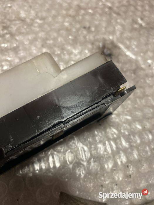 Suzuki GSXF 600 Katana skrzynka bezpieczników