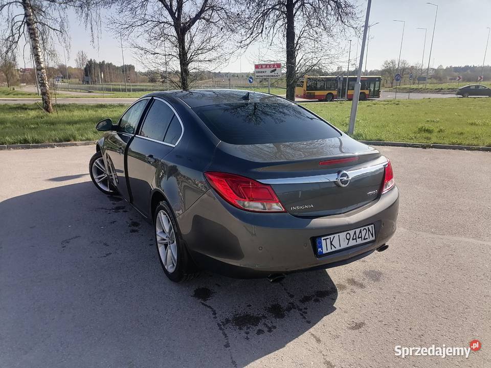 Opel insignia 20 turbo benzyna 220 Piotrkowice
