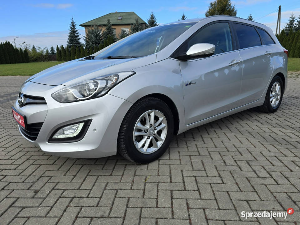 Hyundai i30 16Benzyna NavigacjaCzytanie Kutno sprzedam