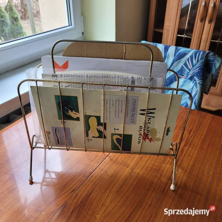 metalowy w stanie idealnym gazetownik Gliwice sprzedam
