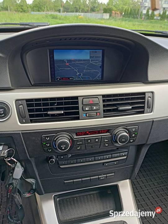 BMW SERIA 3 E91 20D 182 2012 2000cm3 dolnośląskie