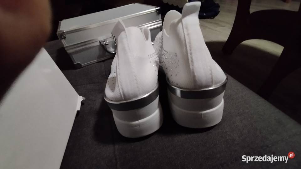 buty damskie rozmiar 39 nowe białe