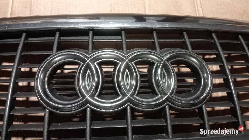 AUDI A6 C6 SLINE ATRAPA GRILL CHROM DEFEKT Zbierkowo