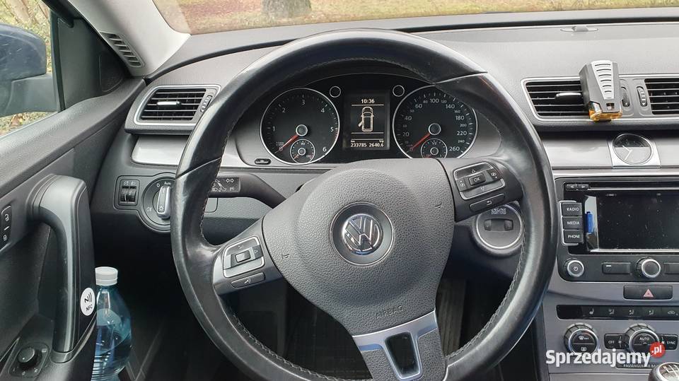 VW Passat 2012 kombi highline 20tdi cr navi hak bordowy Passat Świdnik