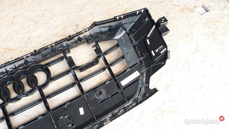 AUDI Q8 GRILL ATRAPA ZDERZAKA PRZÓD 4M8853651 Zatom Stary