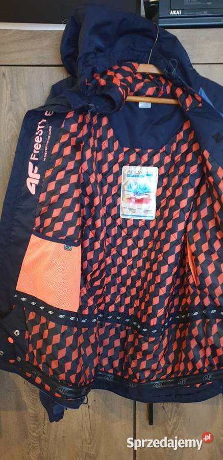 Sprzedam kurtkę 4F rozmia L śląskie Rydułtowy