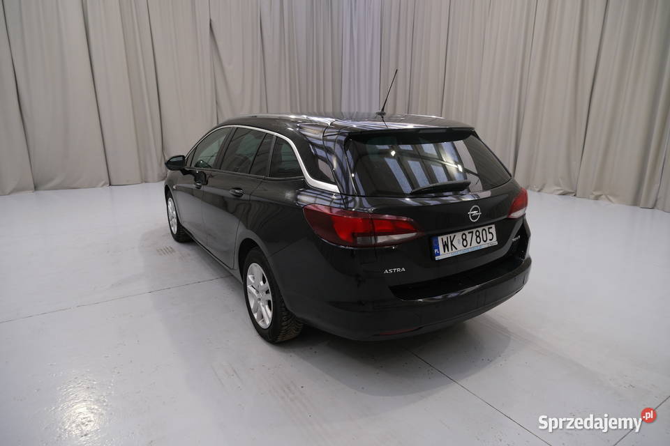 OPEL ASTRA SPORTS TOURER 139900 ccm 125 Warszawa