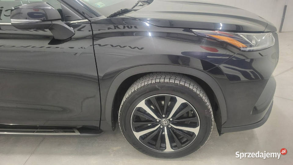 Toyota Highlander 25 Hybrid Executive III 2013 relingi dachowe Grójec