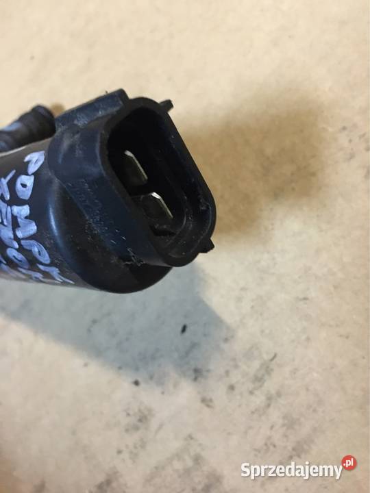 Pompka spryskiwaczy lamp Omega Vectra 90508709