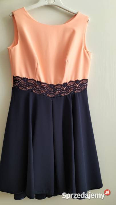 Sprzedam sukienkę rozmiar 42XL