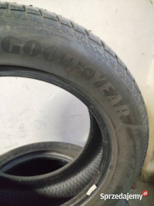 OPONY GOODYEAR ULTRAGRIP 8 RUN FLAT 20560 R16 16cale sprzedam