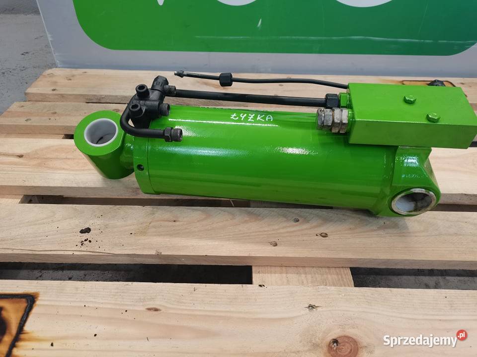 Merlo P 256 Tłok poziomowania łyżki Wilkowo sprzedam