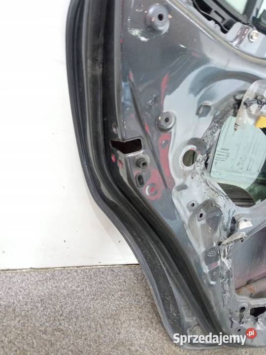 DRZWI LEWE TYŁ 1G3 Toyota Auris I 20062012 sprzedam