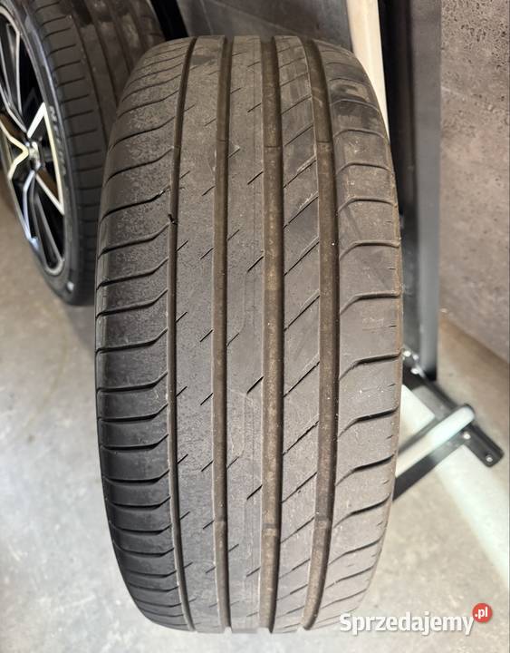 19 Audi A6 A7 A8 Q3 VW Arteon felgi koła komplet Lubasz