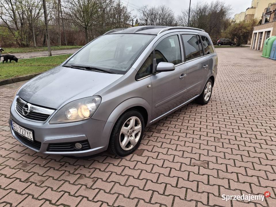 Opel Zafira 18 benzyna 2006 7 osobowe sprzedam