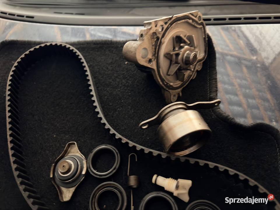 Części rozrządu i przełącznik do szyb Radom