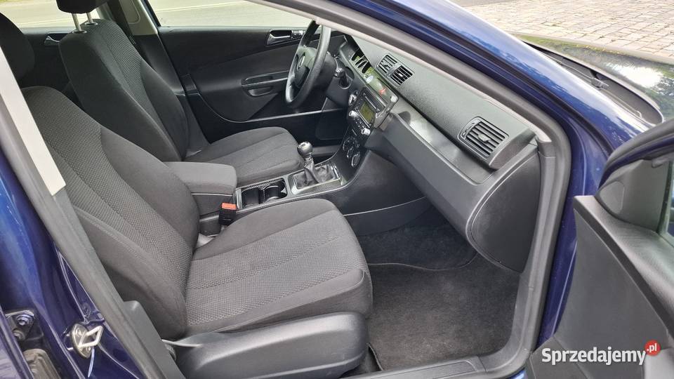 VW Passat 16fsi Ksiazka serwisowany Rok produkcji 2005 opolskie