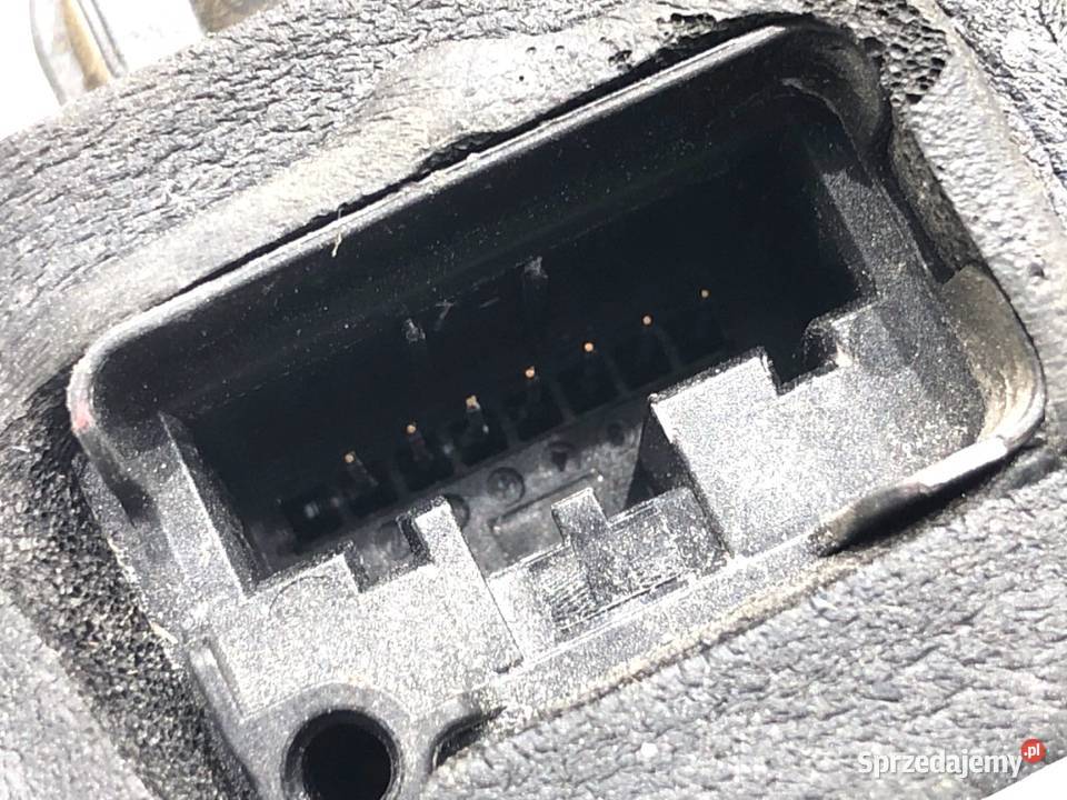 ZAMEK DRZWI PRAWY PRZÓD VW GOLF VII Hatchback