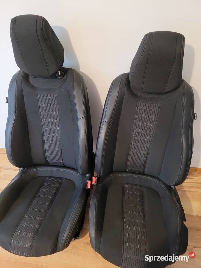 Sprzedam fotele przednie do Peugeota 308 T9 Sw Fotele i kanapy Puławy sprzedam