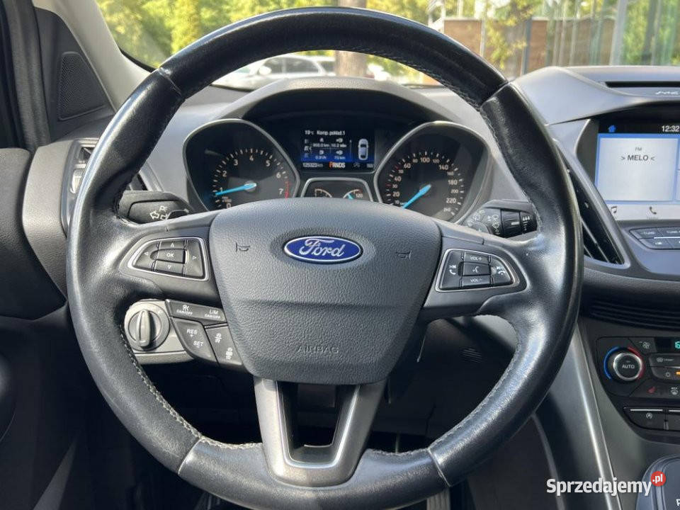 FORD Kuga 2017r Salon FV23 ASO 4x4 Automat NAVI automatyczna