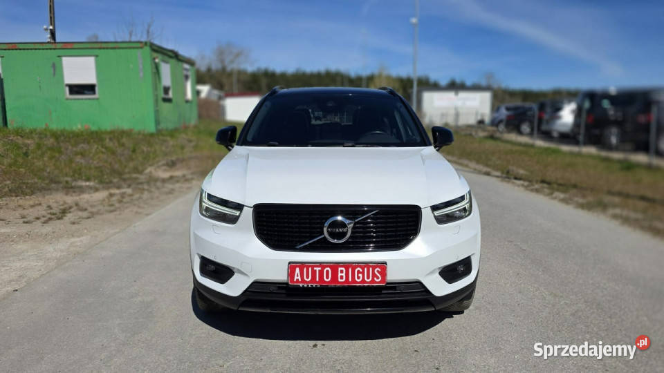 Volvo XC 40 biała perła R design AWD pomorskie Lębork
