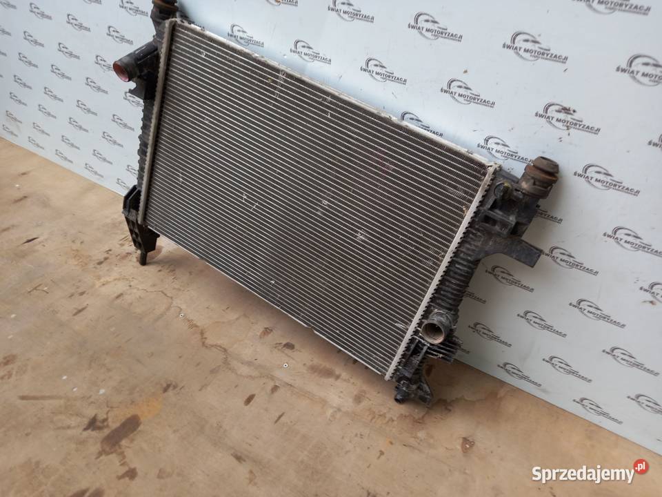 FORD FOCUS MK3 III 10 B 13r chłodnica wody Kielce