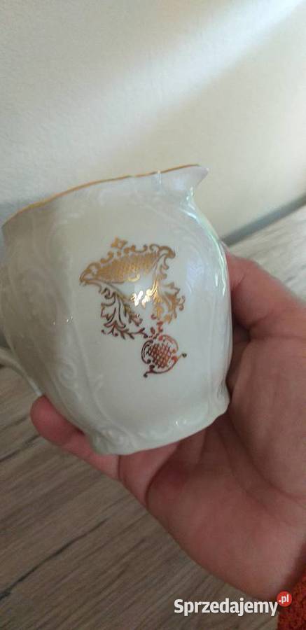Porcelanowy mlecznik Czechosłowacja prl Przedbórz