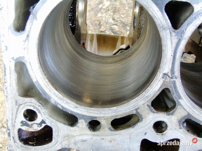 BLOK SILNIKA 18 B 16V FORD MONDEO MK3 FOCUS 2 osobowe śląskie