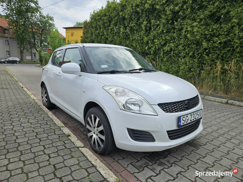 Suzuki Swift 4 x 4 Klimatyzacja Podgrzewane śląskie Ruda Śląska sprzedam