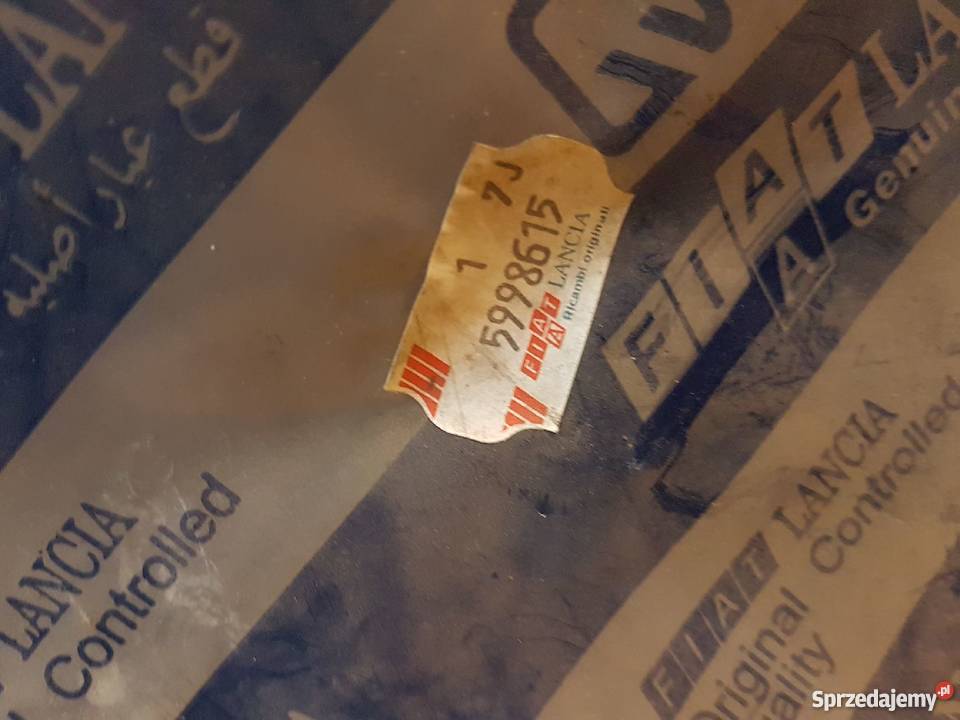 ramka szyby 126p FL nowa orginalna PRL Białobrzegi sprzedam