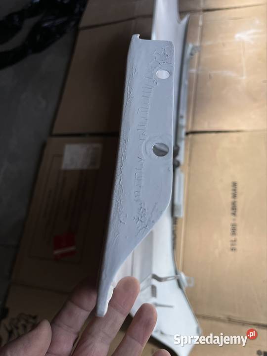 Błotnik prawy przód Audi A4 b8 sprzedam