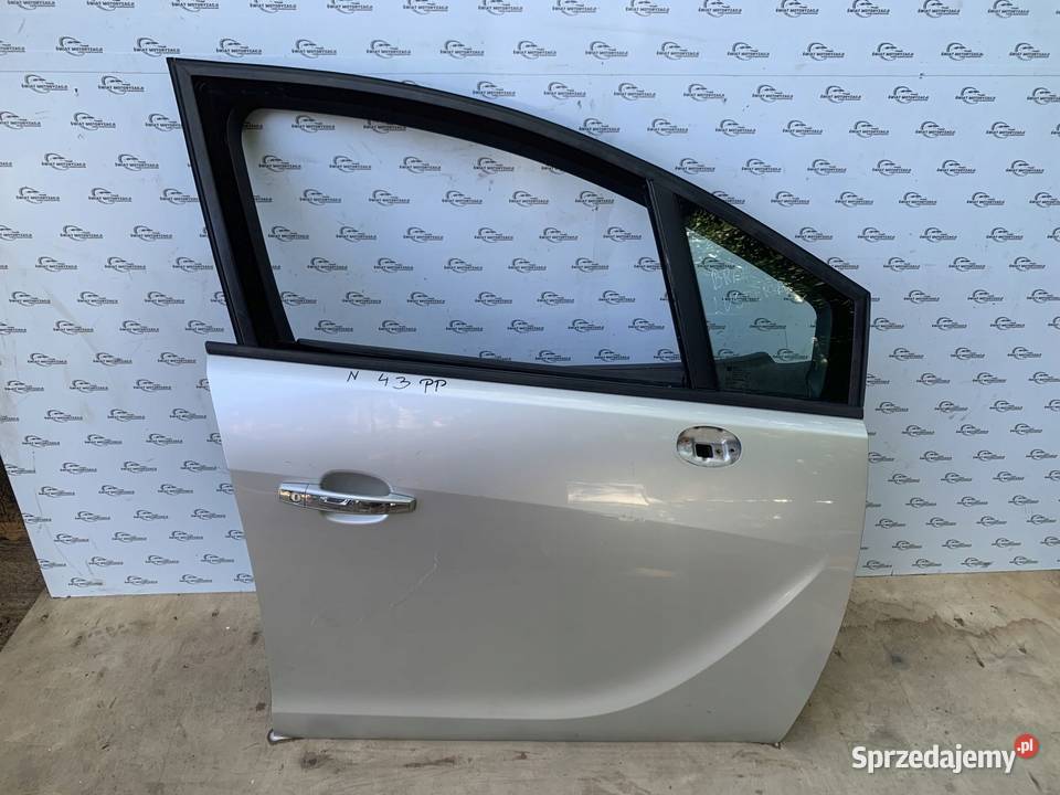 OPEL MERIVA B 11r drzwi prawe przód świętokrzyskie Kielce