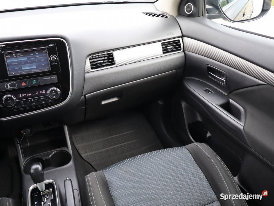 Mitsubishi Outlander 20 czarny Piaseczno