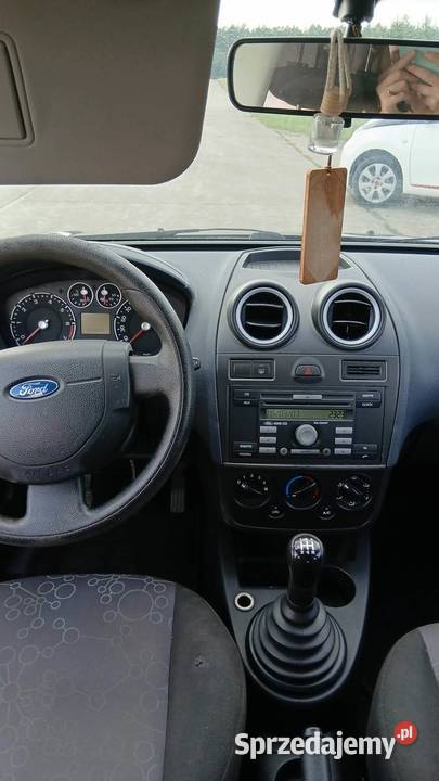 Ford Fiesta 2006 13 benzyna kupiony w Polsce wielkopolskie Piła