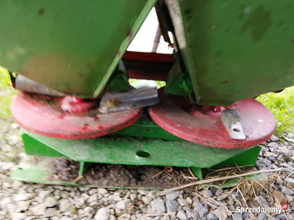 Rozsiewacz no nawozów Amazone F 803 z nadstawka Skaryszew