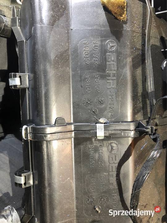 Nagrzewnica Mercedes W203 Behr 9400932 Radom