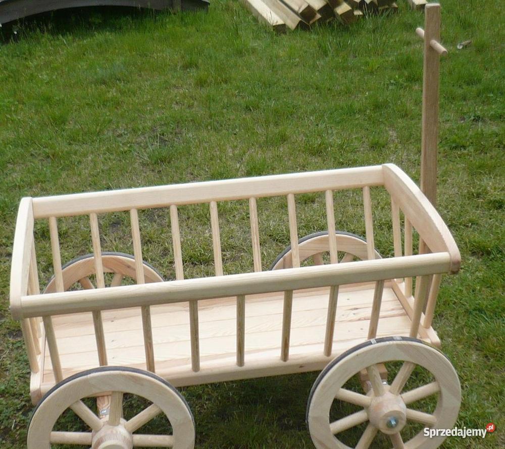 drewniany wóz drabiniasty dziecka