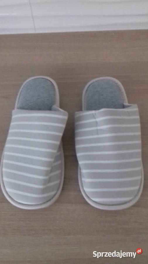 Pantofle damskie beżowe nowe do sprzedania