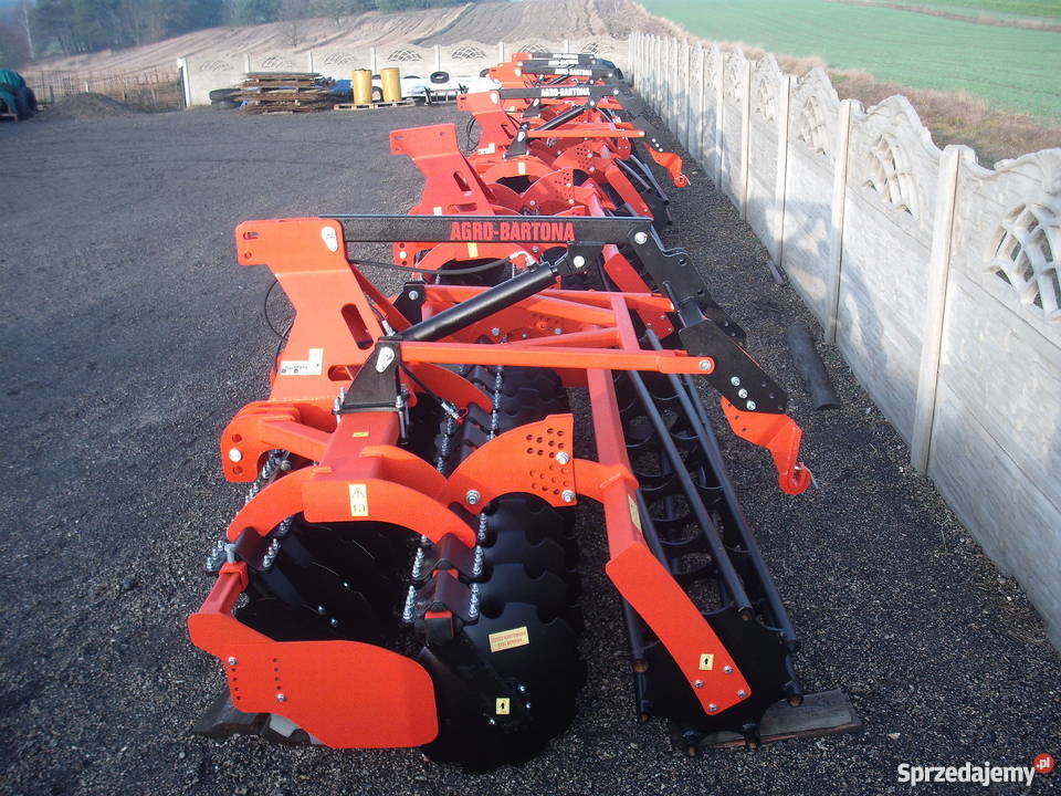Aregat uprawowosiewny AGRO BARTONA PRODUCENT Kobiele Wielkie