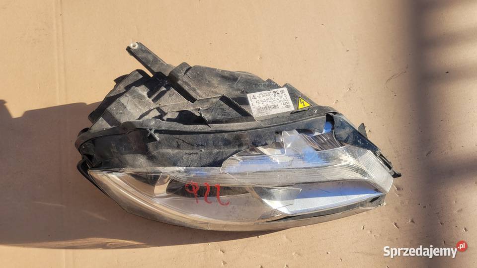 AUDI A3 8P LIFT BIXENON REFLEKTOR PRAWY LAMPA Lampy przednie