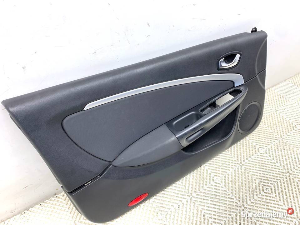 BOCZEK DRZWI LEWY PRZÓD RENAULT MEGANE III Tapicerki samochodowe