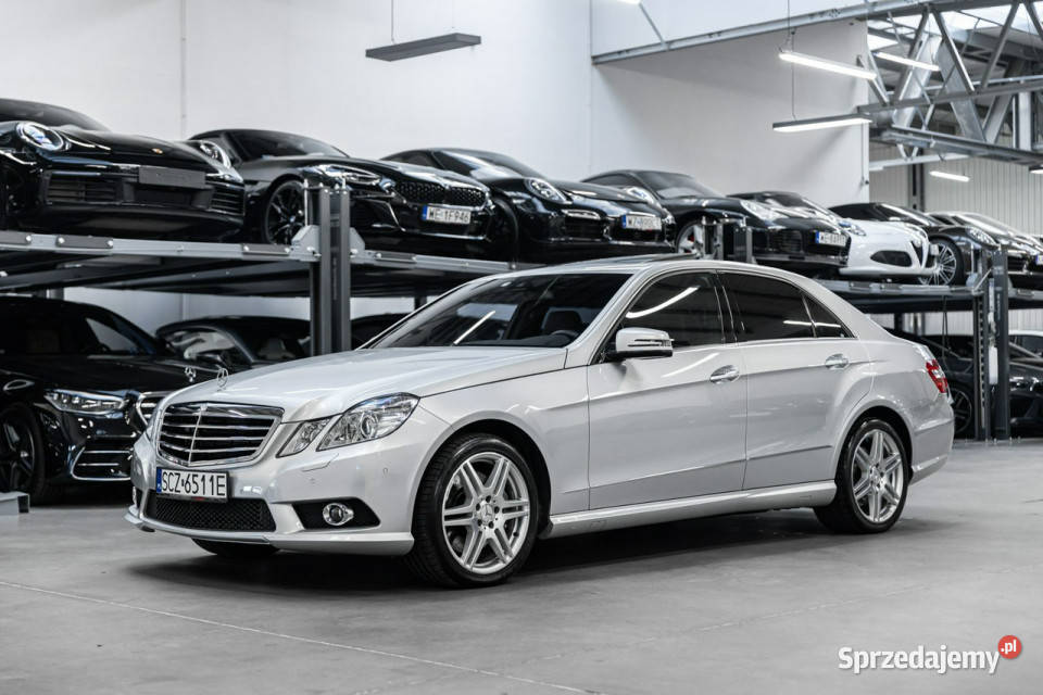 Mercedes E 500 55 V8 388 Bezwypadkowa Stan Sedan / Limuzyna Węgrzce