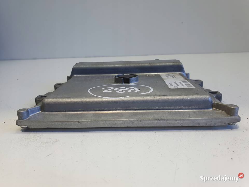 Renault Clio IV 09 TCe STEROWNIK SILNIKA osobowe lubelskie