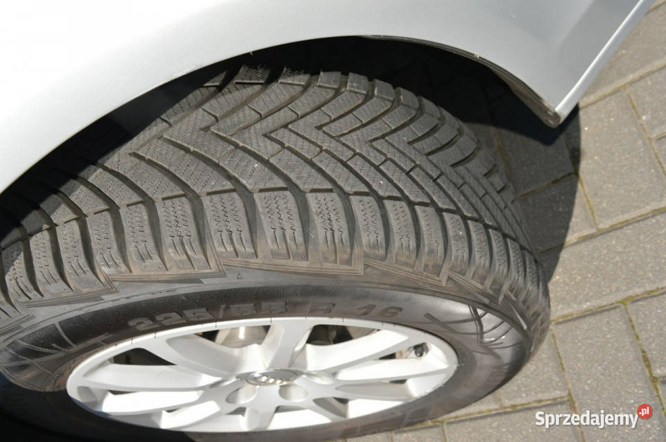 Audi A4 Avant 20 TDI LIFT Serwis NAVI Bluetooth kurtyny powietrzne Hrubieszów