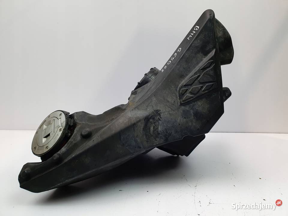 ZBIORNIK PALIWA BAK BMW G650GS G 650 GS R13 1114 Korki zbiorników wyrównawczych