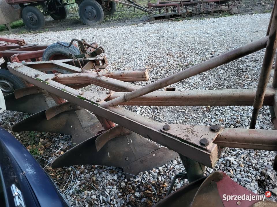Pług 4 skibowy Wiskitki