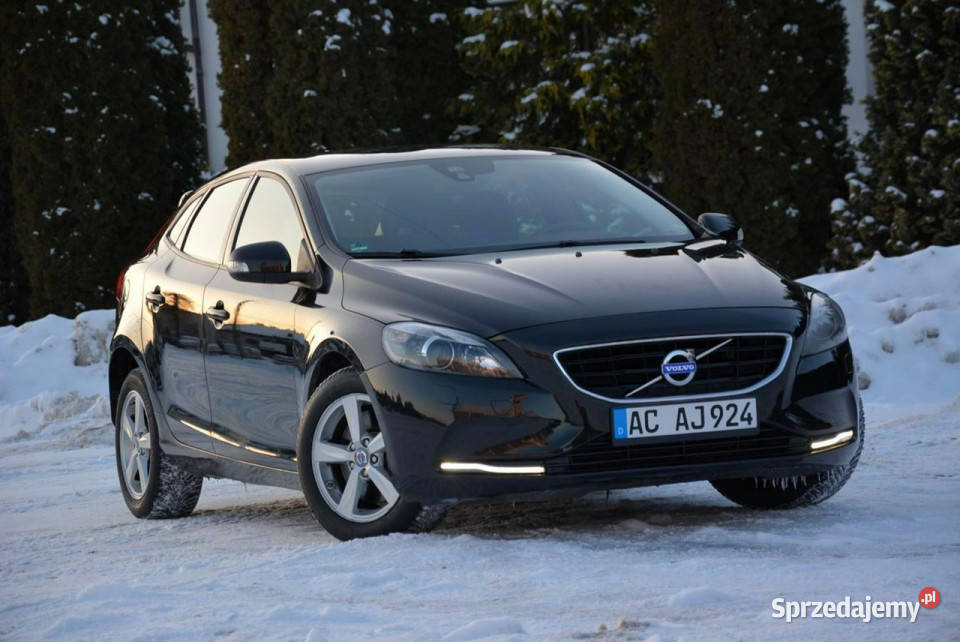 Volvo V40 Xenon Ledy Virtual Zegary Parktronik podgrzewane fotele Ostrów Mazowiecka sprzedam