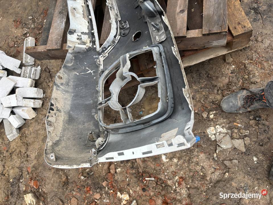 Zderzak przód BMW x6 e71 przedlift alpinweiss małopolskie Zastów